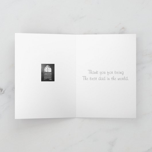 教会の窓から見た田園風景のパパ カード (内部)