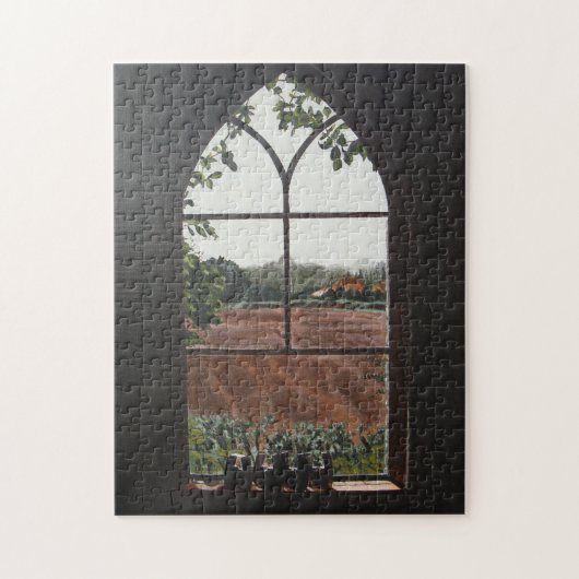 教会の窓から見た農村風景の絵画景色 ジグソーパズル (縦)