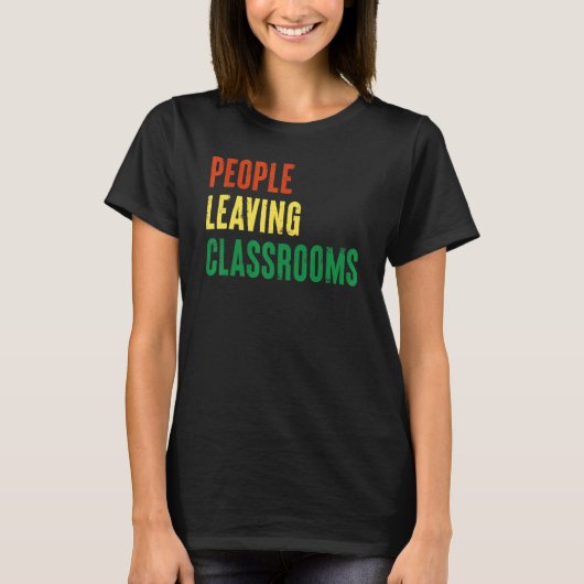 教室を去る人々 Plc 2 Tシャツ (正面)