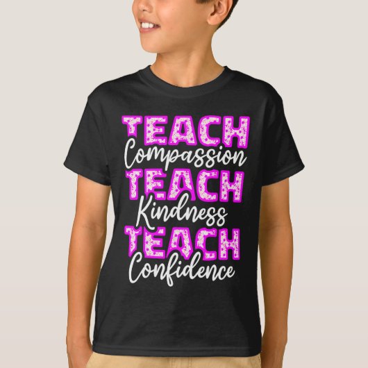 教師は共感的な教育を学生に教えるプリセプト Tシャツ (正面)