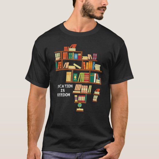 教育は自由の本リーダー黒い歴史BLM Tシャツ (正面)