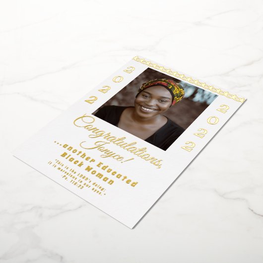 教育を受けた黒人女性2022卒業のお知らせ 箔シーズンカード (回転した状態)