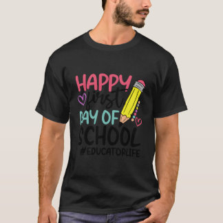 教育者の革新者、学校の初日おめでとう Tシャツ