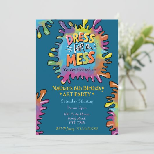 散らかった子供のためのドレスのアートパーティー 招待状 (スタンド正面)