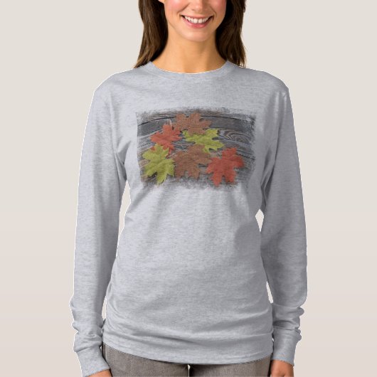 散らばった葉Tシャツ Tシャツ (正面)