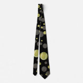 散在するテニスボール |スポーツギフト ネクタイ (裏面)