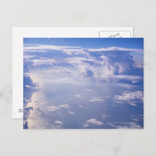 散在する雲の上に表示 ポストカード (正面/裏面)