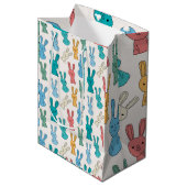 数々のうさぎ漫画 ミディアムペーパーバッグ (正面アングル)