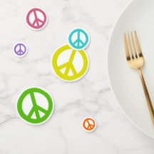 数々のな色のピースサイン