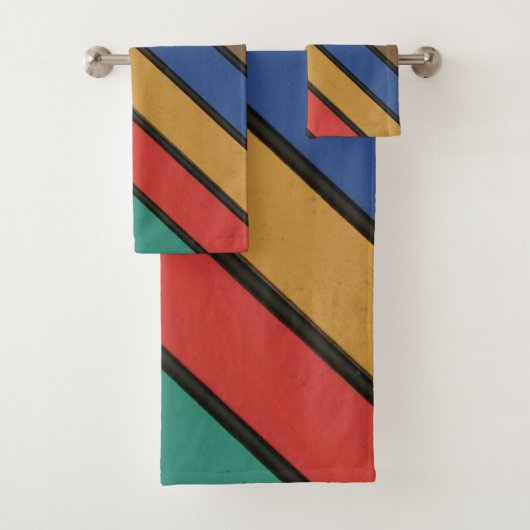 数々の斜めストライプ色 バスタオルセット (インサイチュ)