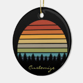 数々の木のストライプの付いた太陽の色 セラミックオーナメント (左)