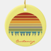 数々の木のストライプの付いた太陽の色 セラミックオーナメント (裏面)