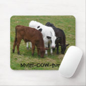 数々の牛tural。 多文化の牛 マウスパッド (マウス)