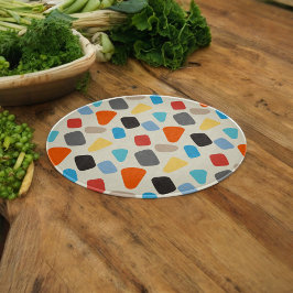 数々の白い背景の小石 カッティングボード