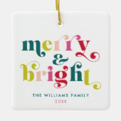 数々の色とモダン明るいメリークリスマス セラミックオーナメント (正面)