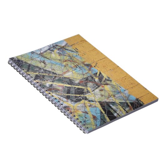 数々の色の壁絵画の ノートブック (右側)