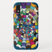 数々の色の歪んだ蜘蛛の網パターン Case-Mate iPhoneケース (裏面)