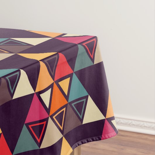 数々の色三角形状切削板 テーブルクロス (インサイチュ)