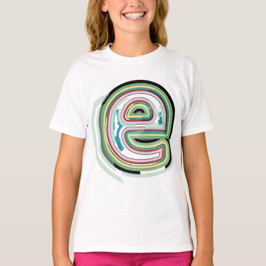 数々の色文字E抽象芸術モダンタイポグラフィ Tシャツ (正面)