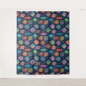 数々の色金ゴールドクリスマスツリー装飾パターン タペストリー (正面)