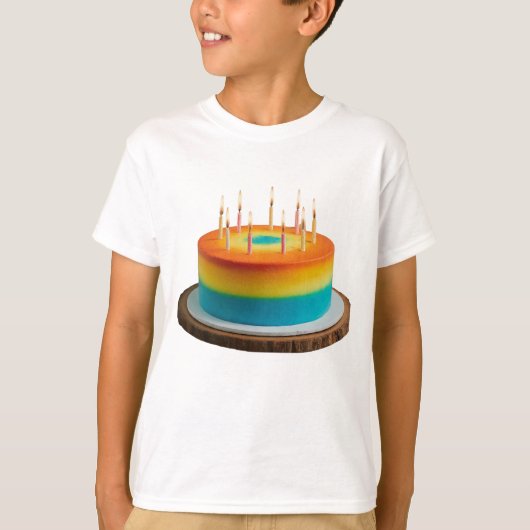 数々の – カラーお誕生日ケーキデザインキッズベーシック Tシャツ (正面)