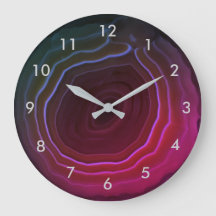 数を用いる瑪瑙の切れのピンクの石の時計