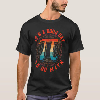 数学を行うには良い日先生レトロ子供を戻す Tシャツ