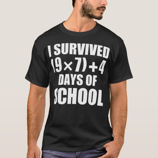 数学エクエーション67日間生き残った Tシャツ (正面)
