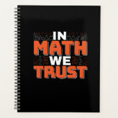 数学先生引用文- In Math We Trust プランナー手帳 (正面)