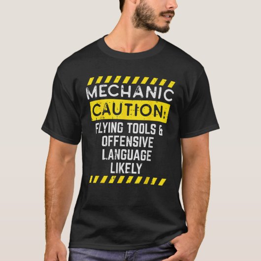 整備士の飛んでいる注意ツおもしろいール車のオートガーグ Tシャツ (正面)
