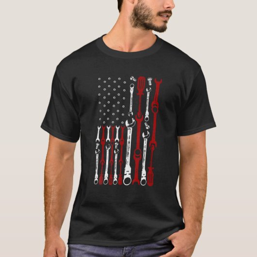整備士アメリカ国旗シャツ愛国的整備士U Tシャツ (正面)