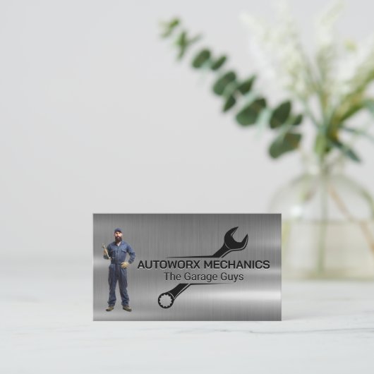 整備士保持レンチ | 自動サービス | メタリック 名刺 (スタンド正面)