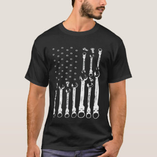整備士国旗愛国的整備士アメリカ国旗 Tシャツ