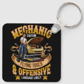 整備士注意ツ飛んでいるール車の整備士Auto M キーホルダー (裏面)