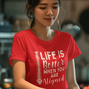 整列した場合の生活が良いカイロプラクティック Tシャツ