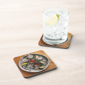 整理される未加工カキ コースター (右側)