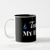 敵おもしろいの涙が黒くなる ツートーンマグカップ (左)