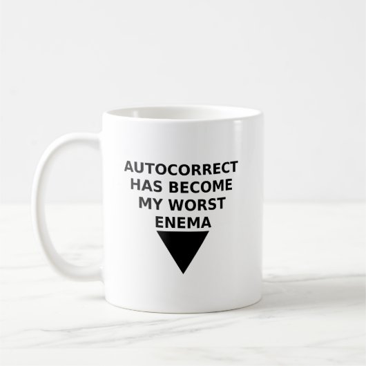 敵が自動修正される面白いマグカップ コーヒーマグカップ (左)