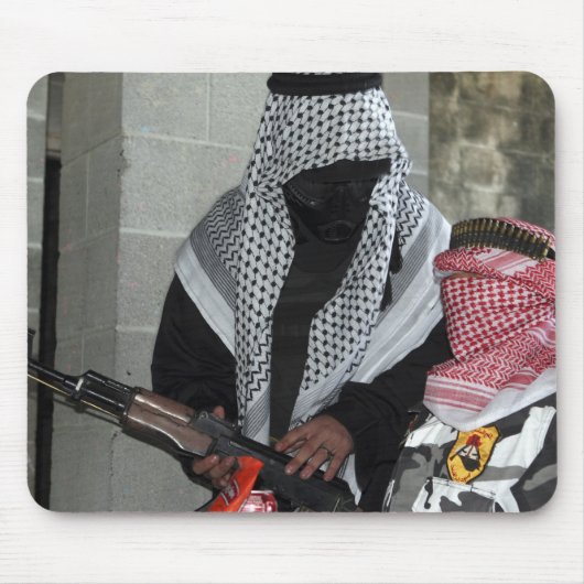 敵手遊が金を出す マウスパッド (正面)