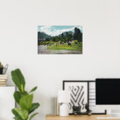 敷地内を散歩するゲストの姿 ポスター (ホームオフィス)