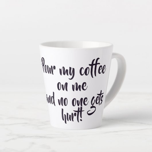 文字が刻まれおもしろいたマグ カフェラテマグ (右アングル)