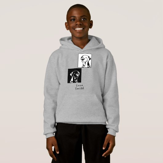 文字で囲まれた斑点状の白黒の子犬 (正面フル)