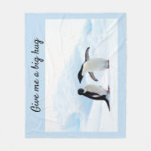 文字と氷の写真でビッグハグペンギン フリースブランケット (正面)