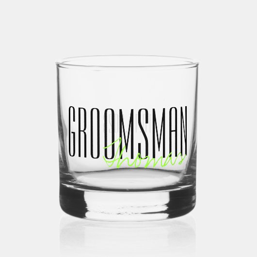 文字はっきりした"Groomsman"カスタムウェディングパーティー ウイスキーグラス (正面)