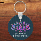 文字カスタムティール(緑がかった色)&レインボーロータスフラワー キーホルダー (正面)