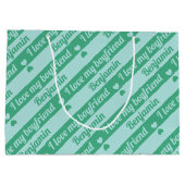 文字カスタムハートストライプグリーンティール(緑がかった色)バレンタインズ ラージペーパーバッグ (裏面)