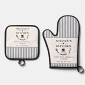 文字カスタムホワイトアンドブルーのズキュイストライプーファームハウス 鍋つかみ&鍋敷きセット (正面)