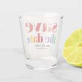 文字カラフル、ドットと赤いストライプゲイ写真 ショットグラス (裏面)