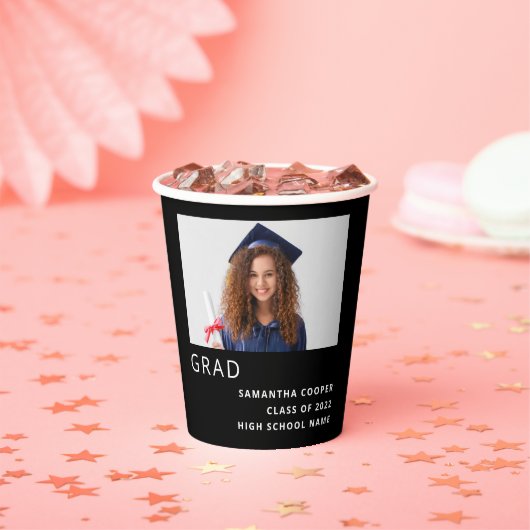 文字シンプル写真2022卒業ブラック 紙コップ (インサイチュ)