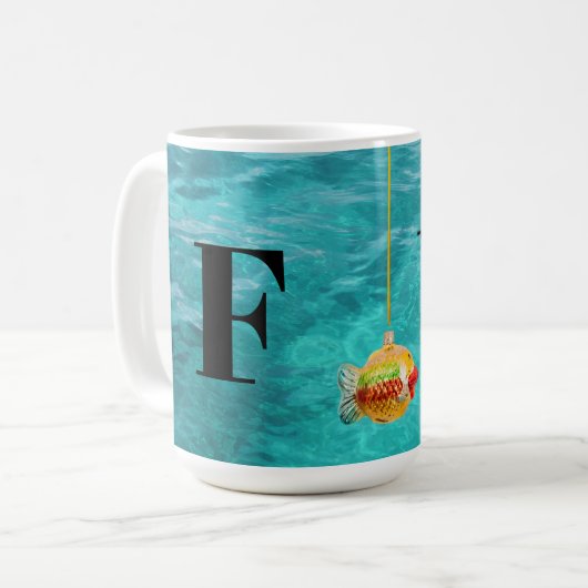 文字パーソナライズされた海水と魚コーヒーマグ コーヒーマグカップ (正面左)